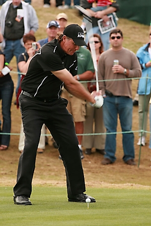 phoenix-open-golfers-wednesday-scottsdale-2010_55