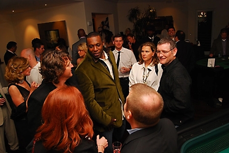queen-of-hearts-charity-casino-night-arizona-2010_22