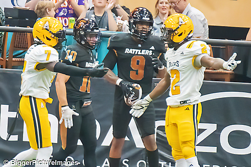 IMG_4384-denoise-denoise_1777329230_69efe44e4ca54