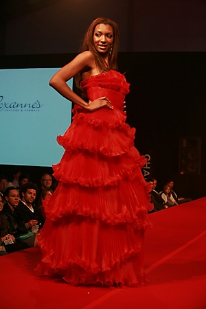 roxanne-couture-barrett-jackson-scottsdale-2010_30