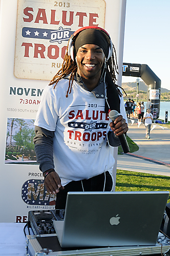 SaluteTroopsRun_21
