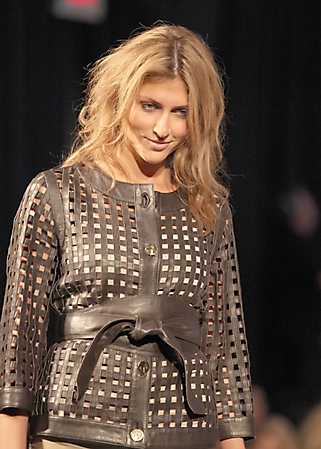 scottsdale-fashion-week-runway-shows-phoenix-2009_88