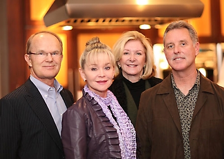 serenity-hospice-foundation-winter-extravaganza-scottsdale-2009_08