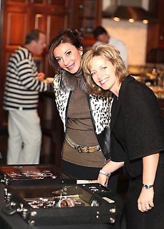 serenity-hospice-foundation-winter-extravaganza-scottsdale-2009_19