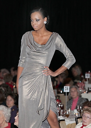 todashi-fashion-show-phoenix-2009_37