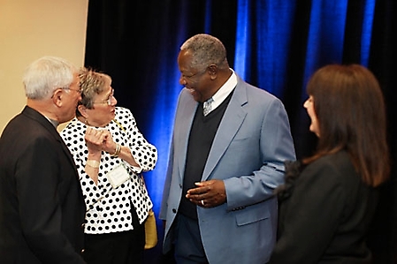 florence-crittenton-teaming-up-for-kids-luncheon-henry-aaron-phoenix-2010_26