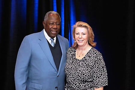 florence-crittenton-teaming-up-for-kids-luncheon-henry-aaron-phoenix-2010_42