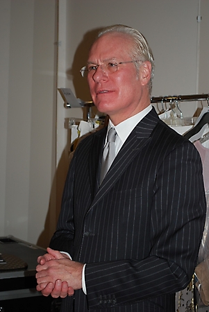 tim-gunn-scottsdale-fashion-square-2010_2_06