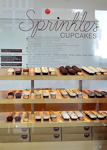 Sprinkles Cupcakes (8)