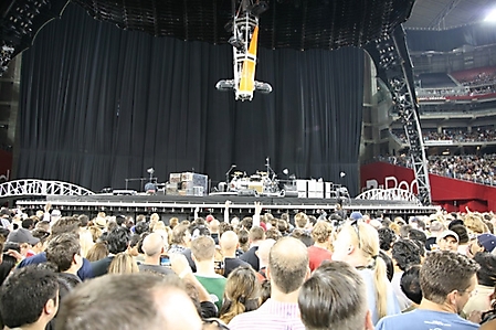 u2-university-of-phoenix-glendale-2009_37