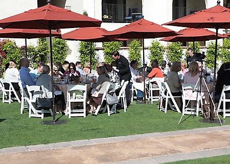 vernon-parker-gospel-lunch-scottsdale-2010_47