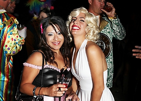 w-scottsdale-hotel-halloween-2009_106