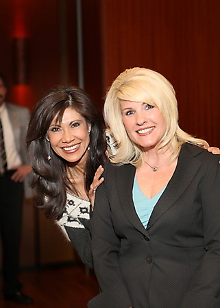 walter-cronkite-luncheon-phoenix-2009_05