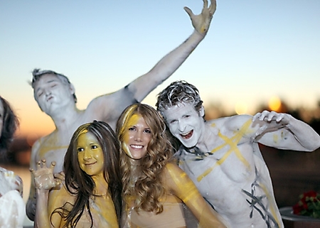 wearable-art-walk-living-sculpture-scottsdale-fashion-week-2009_31
