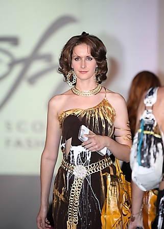 wearable-art-walk-2009-scottsdale_10