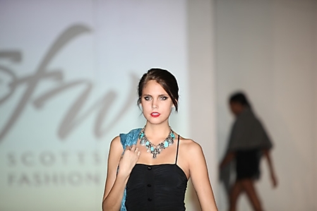 wearable-art-walk-2009-scottsdale_20