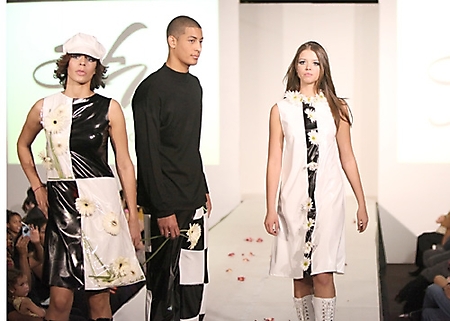 wearable-art-walk-2009-scottsdale_94