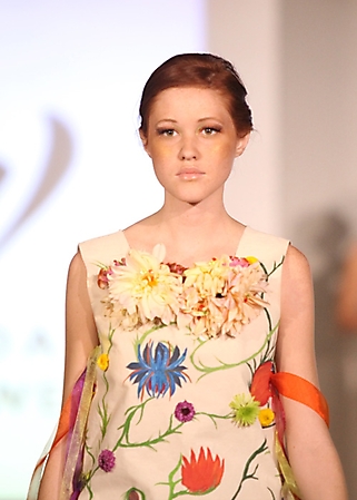 wearable-art-walk-2009-scottsdale_95