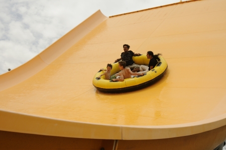 WetNWildSpringBr_22