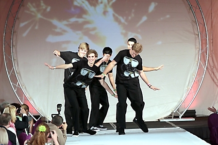 xavier-fashion-show-2-phoenix-2010_12