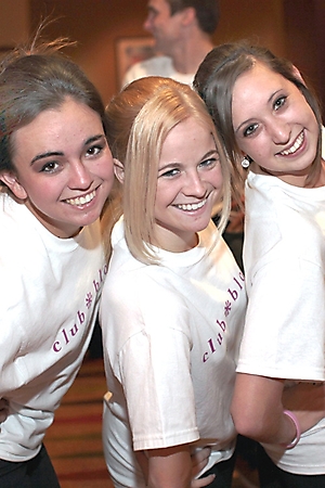 xavier-fashion-show-and-luncheon-behind-the-scenes-phoenix-2010_01