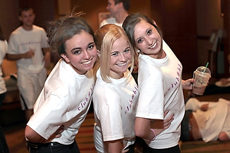 xavier-fashion-show-and-luncheon-behind-the-scenes-phoenix-2010_02