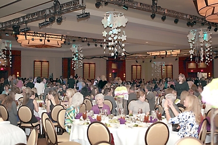 xavier-fashion-show-and-luncheon-behind-the-scenes-phoenix-2010_29