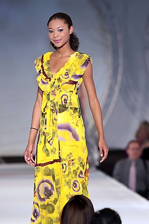 xavier-saks-fashion-show-phoenix-2010_08