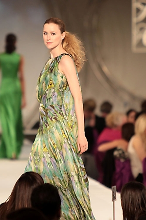 xavier-saks-fashion-show-phoenix-2010_12