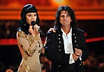 katy-perry-and-alice-cooper-grammy-awards-show-2010