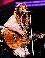 taylor-swift-grammy-awards-show-2010_03