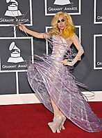 lady-gaga-grammy-awards-2010