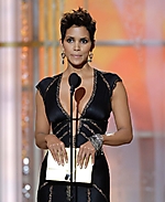 halle-berry-golden-globes-2010