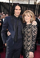 russell_brand_and_mom
