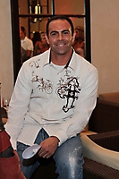 abc-bachelor-casting-call-scottsdale-2009_54