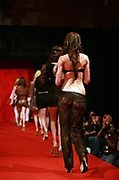 beach-bunny-fashion-show-56