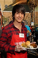 chad-roger-volunteering-christmas-2009