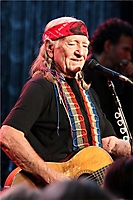 Childhelp's Drive the Dream Gala 2011: Willie Nelson Performance 