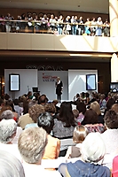 macys-and-clinton-kelly_make_over-america-phoenix-2009_05