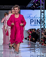 Fashionably Pink Survivor & Celebrity Runway Show (II)