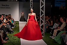 Neiman_Marcus_presents_Carolina_Herrera_fashion_show_-_Credit__Orlando_Pelagio_Large_1774541862_69c55c26743c5