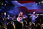 gretchen-wilson-toby-keith-bar-phoenix-2010_17