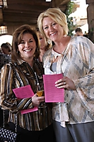 handbags-for-hope-scottsdale-2010_09