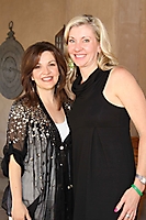 handbags-for-hope-scottsdale-2010_58
