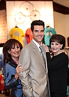 heart-ball-kick-off-2010-saks-phoenix_15