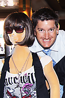 libby-and-kevin-scottsdale-fashion-square-june-2009-00