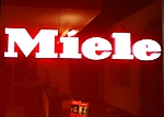 miele-gallery-opening-scottsdale-2009_17