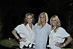 mlb-wives-annual-fundraiser-tommy-bahama-paradise-valley-2010_11