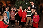 motelucia-tree-lighting-scottsdale-2009_46