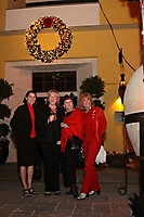 motelucia-tree-lighting-scottsdale-2009_69